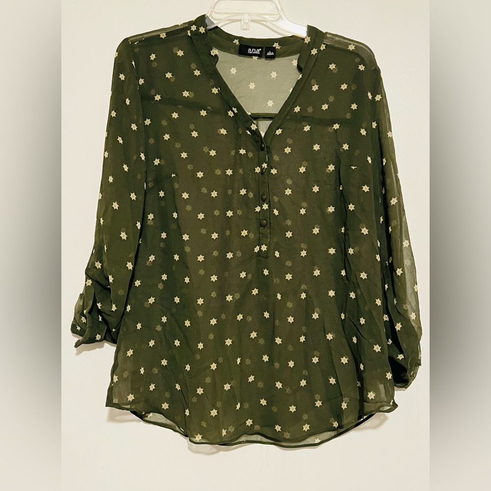 Women’s blouse